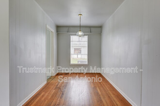813 Rittiman Rd in San Antonio, TX - Building Photo - Building Photo