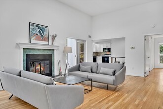 26 Wintergreen Way in Quogue, NY - Building Photo - Building Photo
