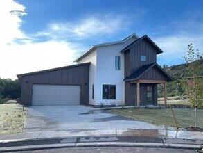Lyons Valley Townhomes in Lyons, CO - Building Photo - Building Photo