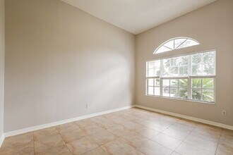 8819 Reservation Dr in Orlando, FL - Foto de edificio - Building Photo