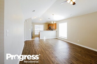 2110 Redwood St in Kemah, TX - Building Photo - Building Photo