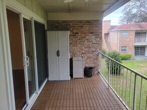 5201 ATLANTIC Blvd in Jacksonville, FL - Foto de edificio - Building Photo