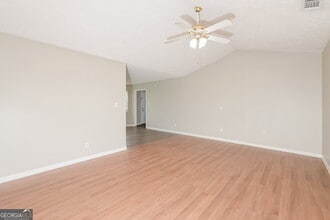 372 Kay Dr in Winder, GA - Building Photo - Building Photo