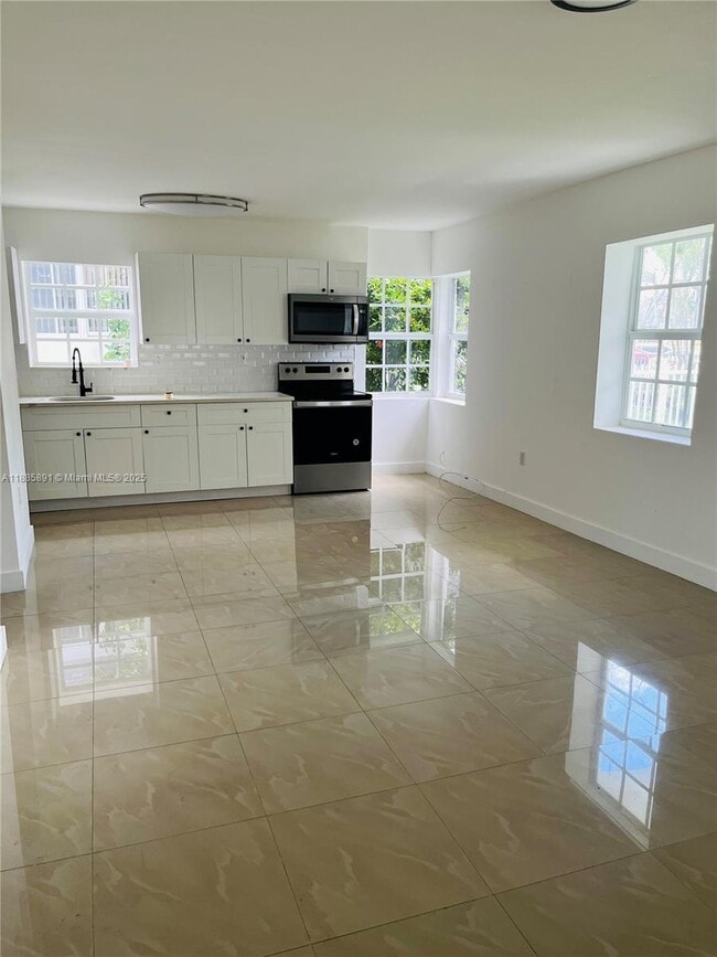 property at 1935 Marseille Dr