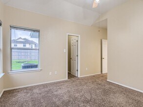 2858 Southampton Way in Round Rock, TX - Building Photo - Building Photo