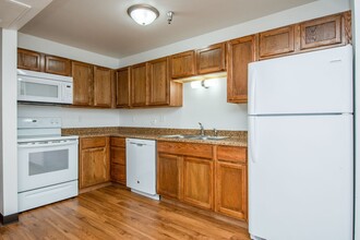 Timbercreek Apartments in Ames, IA - Foto de edificio - Building Photo