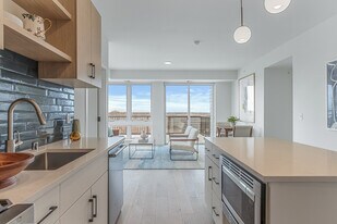 The Aubrey in Minneapolis, MN - Building Photo
