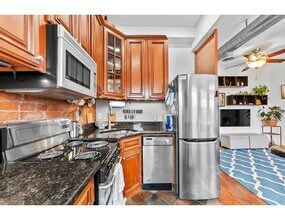 189 Cambridge St, Unit 2 in Boston, MA - Building Photo - Building Photo