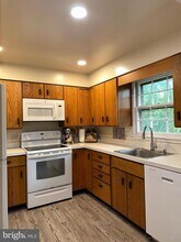 1823 N Harrison St in Arlington, VA - Building Photo - Building Photo