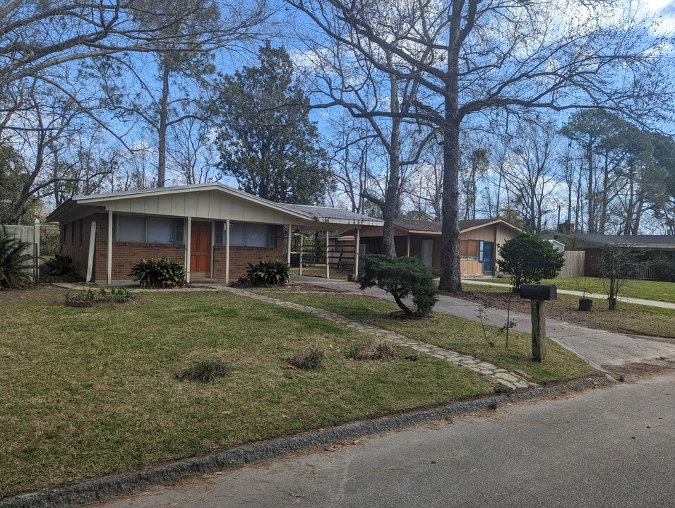 1540 Eleanor St in Savannah, GA - Building Photo