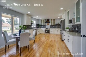 1934 NE Cramer St in Portland, OR - Building Photo - Building Photo