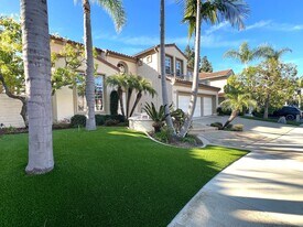 12390 Fairbanks Dr in Tustin, CA - Building Photo