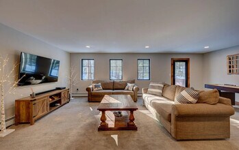 179 S Peak Rd in Lincoln, NH - Building Photo - Building Photo