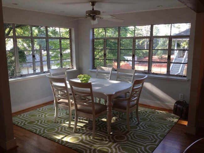 2231 Selwyn Ave, Unit 2231 Selwyn Ave #8 in Charlotte, NC - Building Photo - Building Photo