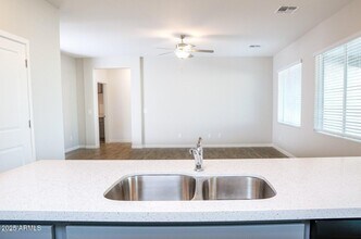 15835 N 65th Ave in Glendale, AZ - Building Photo - Building Photo