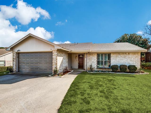 2713 Kimberly Dr in Grapevine, TX - Building Photo