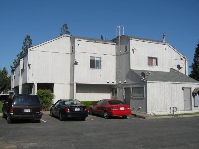 615 E St in Galt, CA - Building Photo - Building Photo