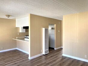 5139-5139 Sterling Ct in San Diego, CA - Building Photo - Building Photo