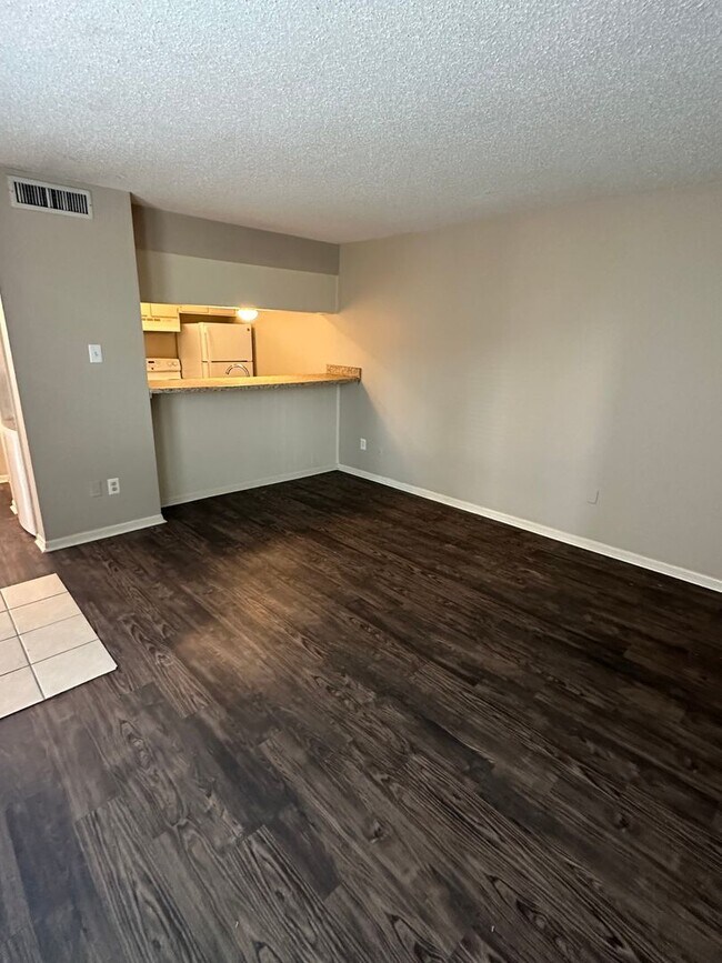 6692 Whispering Oak Pl in Memphis, TN - Building Photo - Building Photo