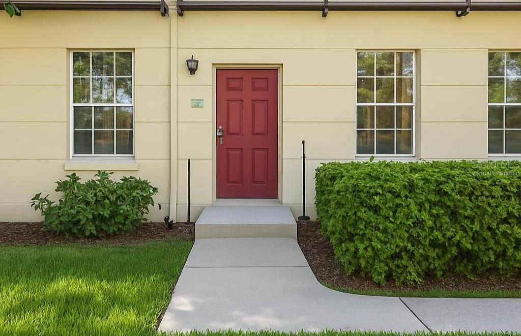 1042 WATERSIDE Dr in Celebration, FL - Building Photo