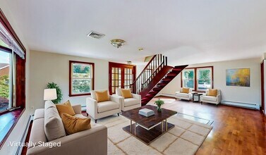 298 River St in Newton, MA - Building Photo - Building Photo