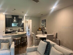 2903 Grand Kemerton Pl in Tampa, FL - Building Photo - Building Photo