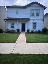 145 Hargrave Ave in Bethlehem, GA - Building Photo