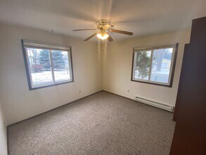 2825 31st St S, Unit 1 in La crosse, WI - Building Photo - Building Photo