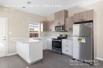 3504 Frio Ave in McAllen, TX - Building Photo - Building Photo