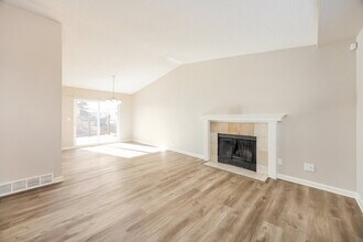 1760 Moran Ct in Colorado Springs, CO - Foto de edificio - Building Photo