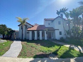 1806 Soto St in Oceanside, CA - Building Photo