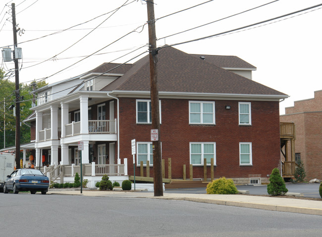 225 E Church St in Williamsport, PA - Building Photo - Building Photo