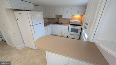 302 Leidy Rd in Souderton, PA - Building Photo - Building Photo