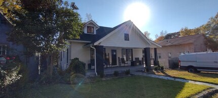 Room in House on Formosa Ave in Durham, NC - Building Photo - Building Photo