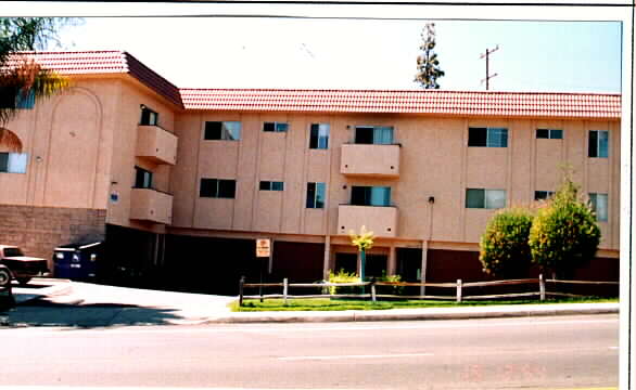 College Crest in San Diego, CA - Building Photo - Building Photo