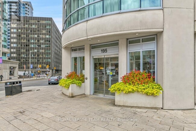 property at 195 Besserer St