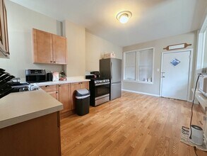 3347 S Emerald Ave in Chicago, IL - Building Photo - Building Photo