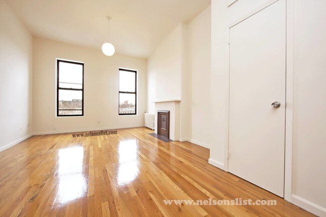392 Prospect Ave in Brooklyn, NY - Building Photo - Building Photo