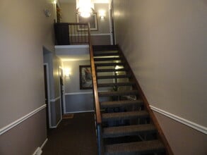 686 Scanlon Dr in Wheeling, IL - Building Photo - Building Photo