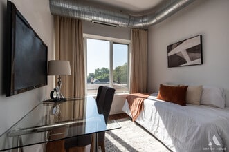 4751 N Artesian Ave #409 in Chicago, IL - Building Photo - Building Photo