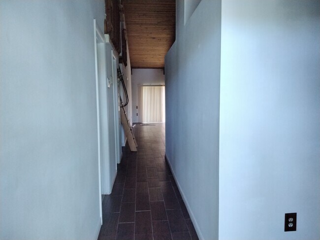 13552 SW 102nd Ln in Miami, FL - Foto de edificio - Building Photo