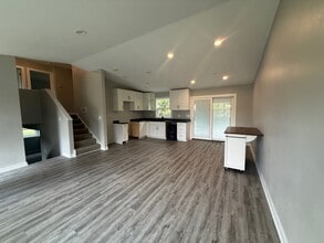 1301 Lizabeth Ln in Waukegan, IL - Building Photo - Building Photo