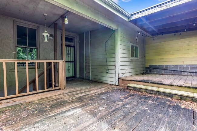 2553 Broad Ave in Memphis, TN - Building Photo - Building Photo