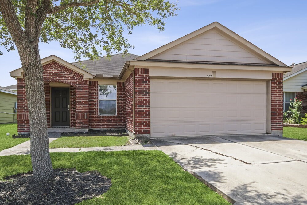 302 Glencarry Trail in Rosharon, TX - Building Photo