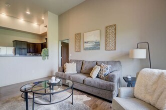 2210 Remington Way in Bozeman, MT - Foto de edificio - Building Photo