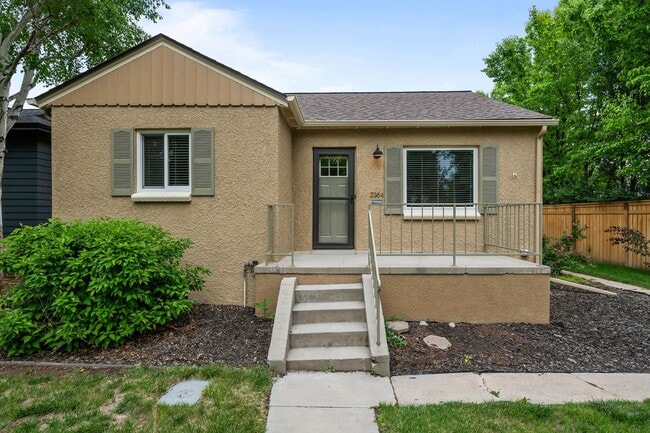 2364 S Clayton St in Denver, CO - Building Photo - Building Photo