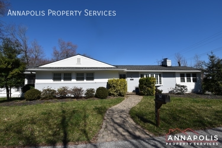1366 Walnut Ave in Annapolis, MD - Building Photo