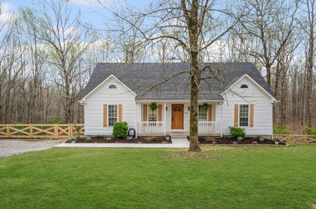 property at 1130 Old Charlotte Pike