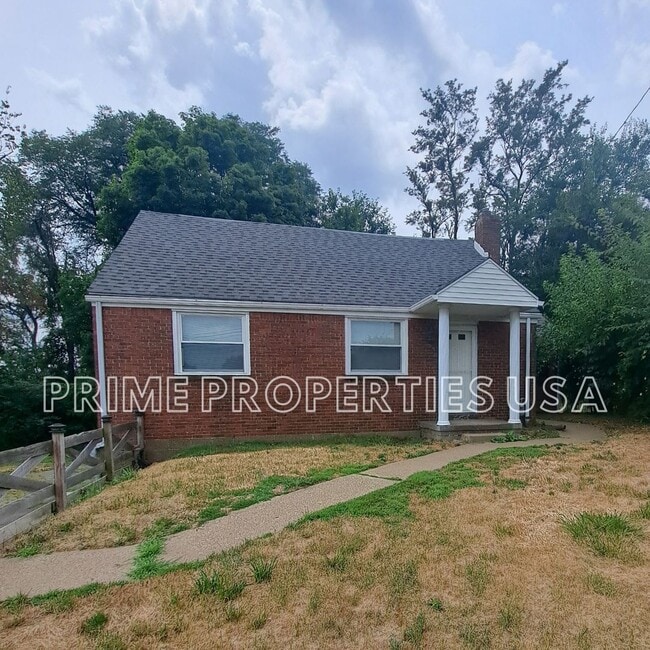700 Ridgeside Pl