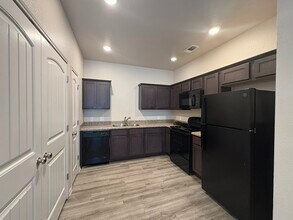 2408 FM 1113 in Copperas Cove, TX - Foto de edificio - Building Photo